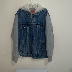 Levi’s hoodie